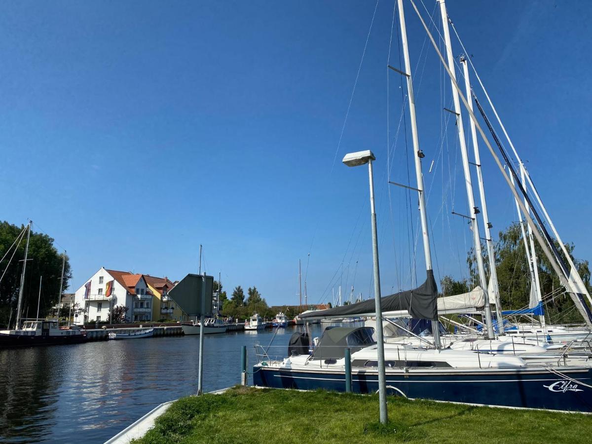 Ferienwohnung Bress Eg Ueckermünde Buitenkant foto